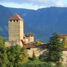 schloss Tirol