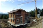 Das Land hat über das Bausparmodell insgesamt rund 100 Mio. Euro an Investitionen in die Eigenheime der Südtiroler gefördert und vorfinanziert. Foto: LPA/J-Pernter