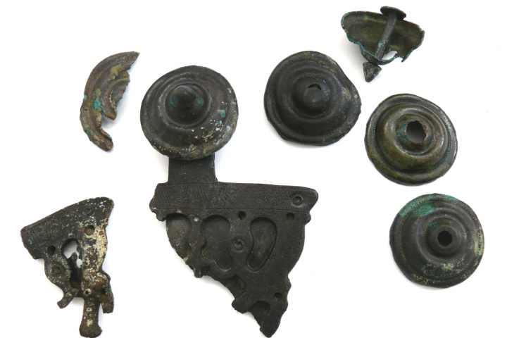 Ratschings/Burgstall: Keltische Gürtelhaken aus Bronze (5./4. Jahrhundert v. Chr.)