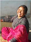 Lavoratrice nepalese dell’ONG, foto: CTM Altromercato