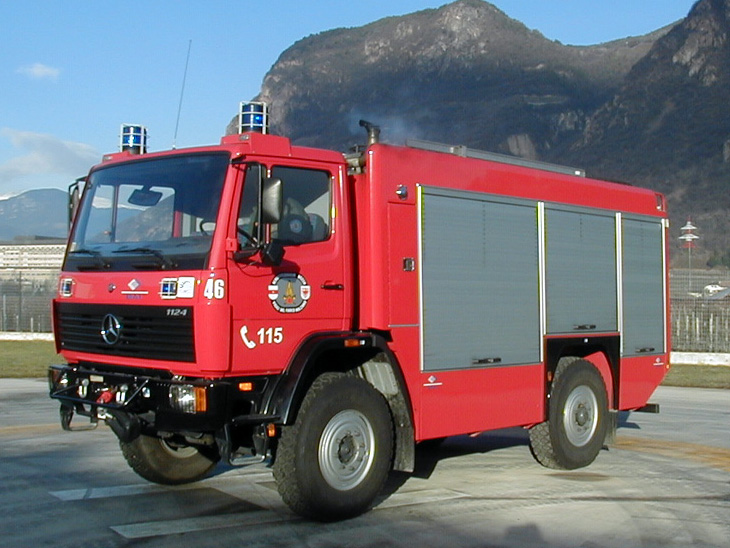 Tanklöschfahrzeug Waldbrand TLF 2500 - Mercedes 1124