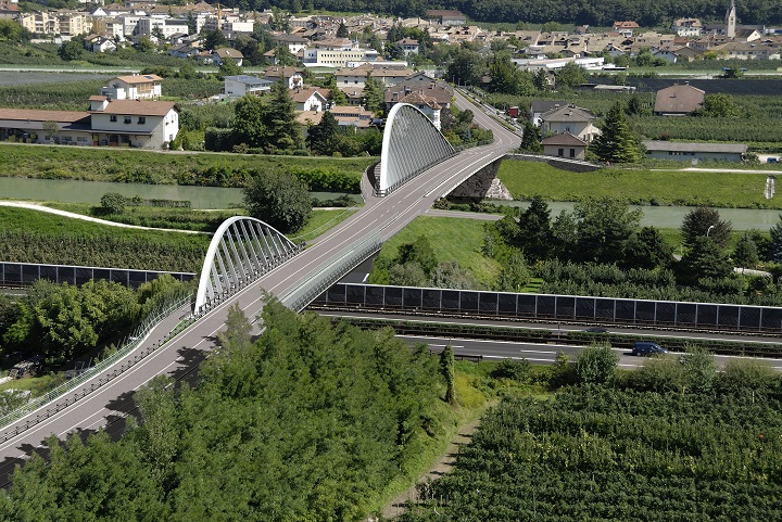 Brücke Neumarkt 1