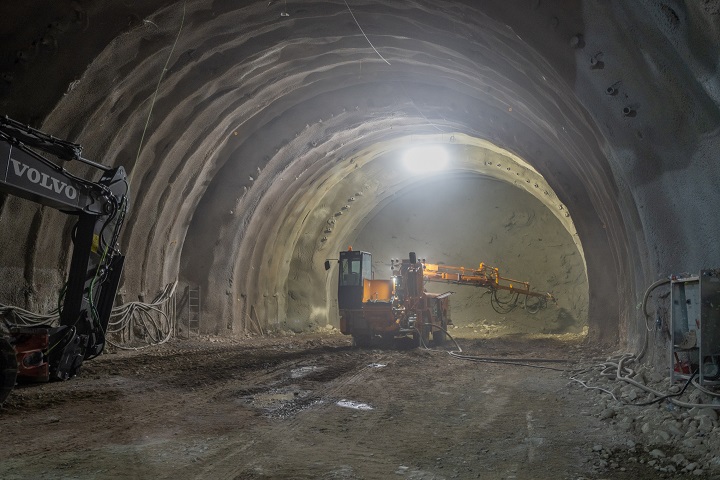 Spritzbeton Tunnel im Lockermaterial